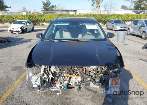 2018 Kia Niro Plug-In Hybrid Lx z USA, uszkodzony, nr VIN KNDCM3LD6J5147753